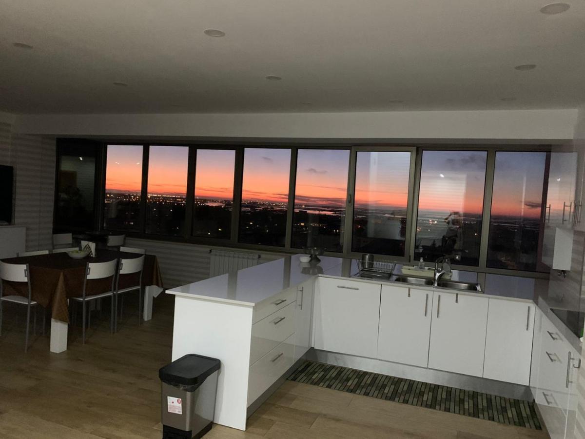 A Minha Alegre Casinha Apartment อาเวโร ภายนอก รูปภาพ