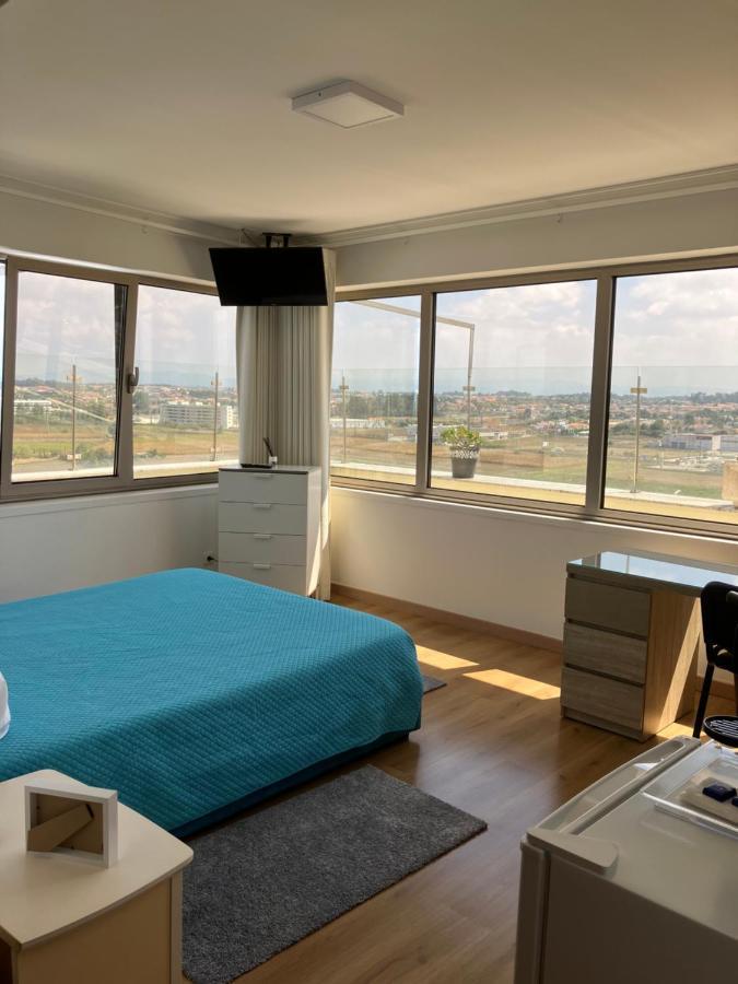 A Minha Alegre Casinha Apartment อาเวโร ภายนอก รูปภาพ